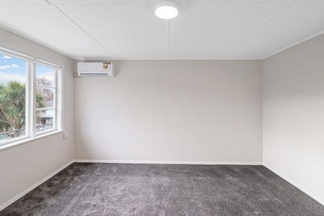 Photo of property in 2 Argyle Grove, Trentham, Upper Hutt, 5018