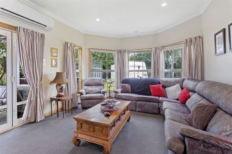 Photo of property in 11 Hewitts Road, Woodend, 7610