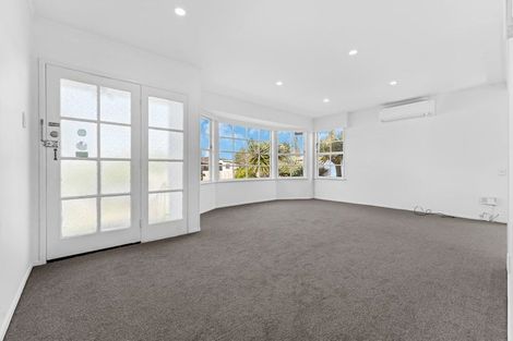 Photo of property in 40 Wordsworth Road, Manurewa, Auckland, 2102