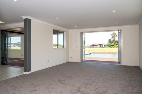 Photo of property in 34 Mariners Haven, One Tree Point, 0118