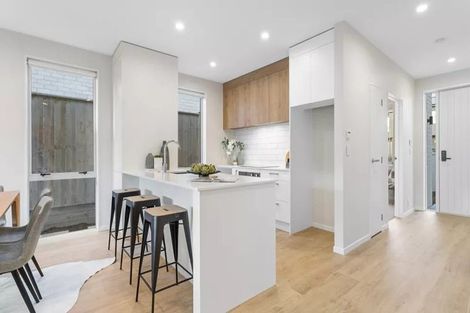 Photo of property in 6f Te Awapu Crescent, Takanini, 2112