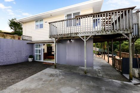 Photo of property in 2 Point Street, Raglan, 3225