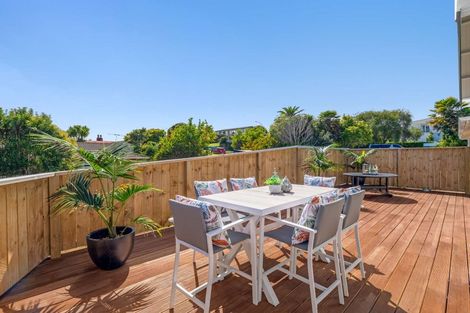 Photo of property in 62 Prospect Terrace, Pukekohe, 2120