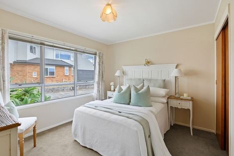 Photo of property in 5/116a Mokoia Road, Chatswood, Auckland, 0626