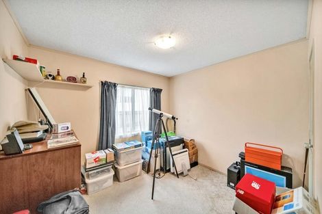 Photo of property in 2 Romilly Court, Papakura, 2110