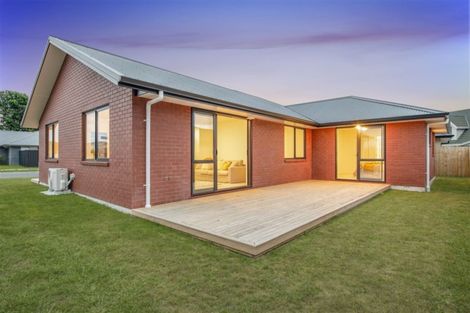 Photo of property in 2 Marjoriefield Mews, Fitzroy, Hamilton, 3206