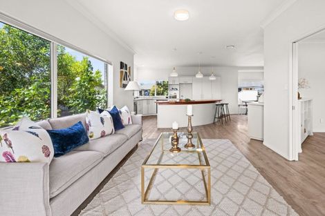 Photo of property in 6 Scott Place, Havelock North, 4130