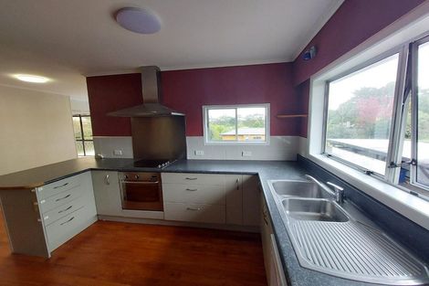 Photo of property in 56 Sherwood Avenue, Te Atatu South, Auckland, 0610