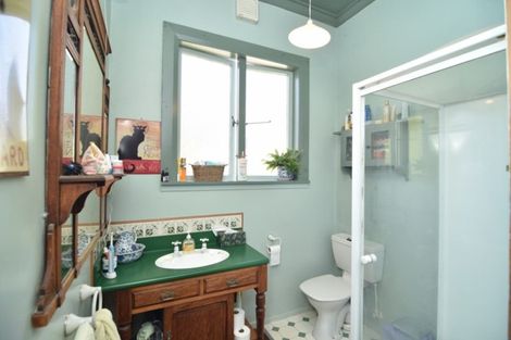 Photo of property in 10 Armstrong Avenue, Carterton, 5713