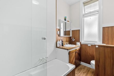 Photo of property in 102 Simeon Street, Spreydon, Christchurch, 8024