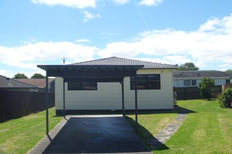Photo of property in 1/8 Senecio Place, Weymouth, Auckland, 2103