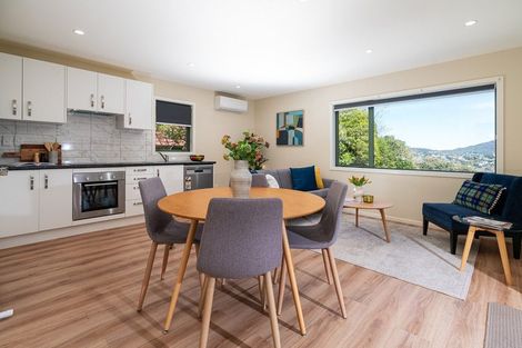 Photo of property in 2 Huntingdon Street, Northland, Wellington, 6012