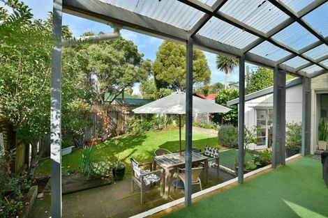 Photo of property in 1/9 Cresta Avenue, Beach Haven, Auckland, 0626