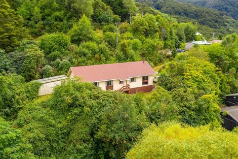 Photo of property in 41 Village Loop Road, Waipori Falls, Outram, 9073