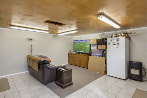 Photo of property in 13 Douglas Street, Levin, 5510