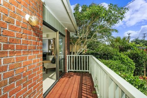 Photo of property in 1/26 Corunna Road, Milford, Auckland, 0620
