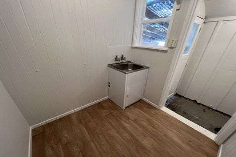 Photo of property in 39 Upham Terrace, Roslyn, Palmerston North, 4414