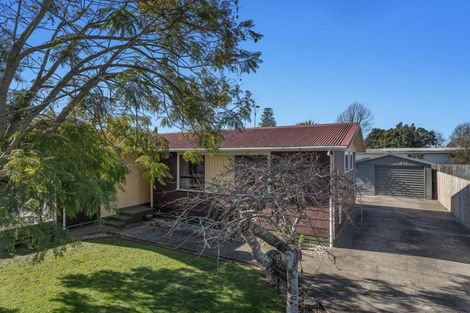 Photo of property in 18 Kowhai Avenue, Edgecumbe, 3120