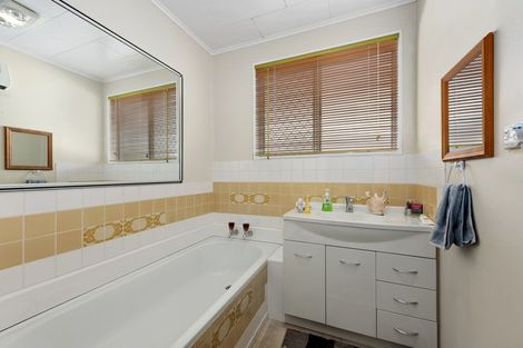 Photo of property in 1164a Fergusson Drive, Clouston Park, Upper Hutt, 5018