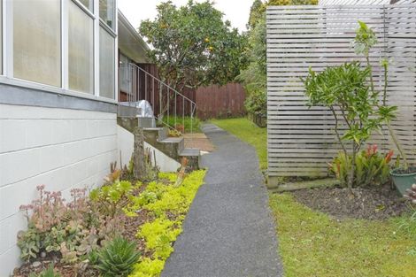 Photo of property in 1/20 Merchant Avenue, Te Atatu South, Auckland, 0610
