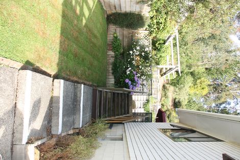 Photo of property in 8 Greenhithe Street, Waihola, Milton, 9073