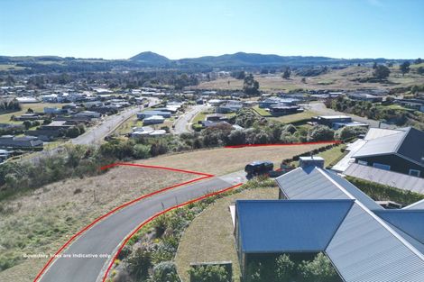 Photo of property in 30 Peregrine Place, Kinloch, Taupo, 3377