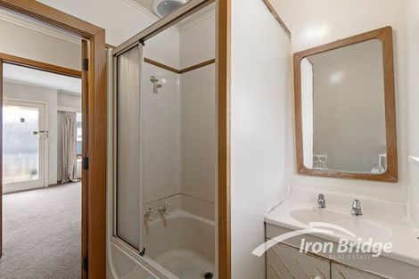 Photo of property in 2/281 Glenfield Road, Glenfield, Auckland, 0629