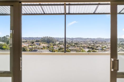 Photo of property in 33 Gala Place, Henderson, Auckland, 0612