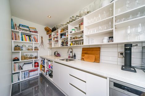 Photo of property in 16a Hardie Street, Hokowhitu, Palmerston North, 4410