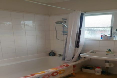 Photo of property in 16 Rangiora Avenue, Roslyn, Palmerston North, 4414