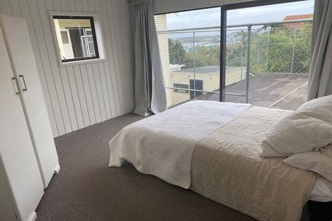 Photo of property in 25 Tirohanga Road, Tirohanga, Lower Hutt, 5010