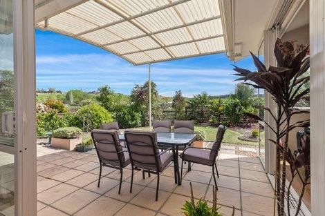 Photo of property in 5 Laly Haddon Place, Matakana, Warkworth, 0985