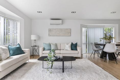 Photo of property in 1/73 Shakespeare Road, Milford, Auckland, 0620