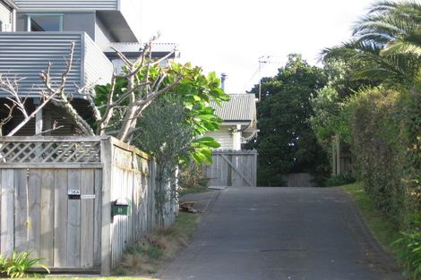 Photo of property in 738b Papamoa Beach Road, Papamoa Beach, Papamoa, 3118