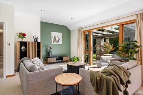 Photo of property in 32 Terrace Street, Bannockburn, Cromwell, 9384