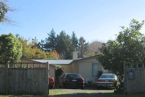 Photo of property in 43 Ratanui Road, Paraparaumu, 5032