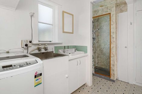 Photo of property in 6 Durham Street, Picton, 7220