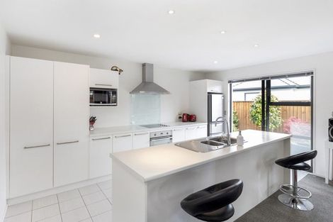 Photo of property in 37 Little Oaks Drive, Yaldhurst, Christchurch, 8042