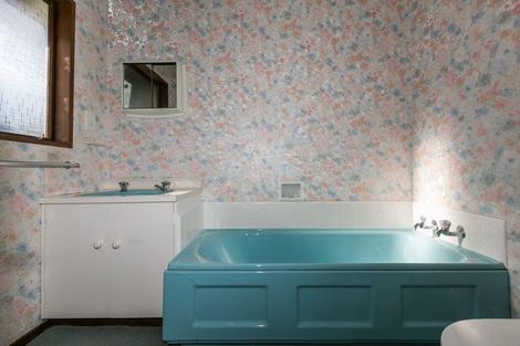 Photo of property in 131 Thompson Road, Bluff Hill, Napier, 4110