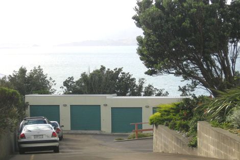 Photo of property in Gateway Apartments, 19 Maida Vale Road, Roseneath, Wellington, 6011