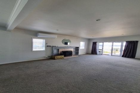 Photo of property in 49 Kiwi Esplanade, Mangere Bridge, Auckland, 2022