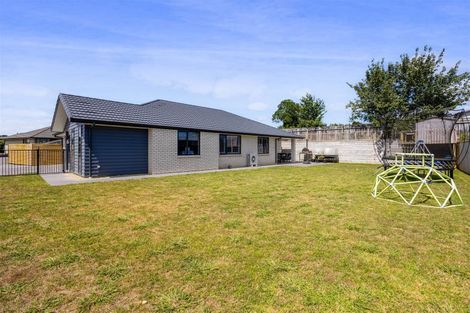Photo of property in 8 The Terrace, Bell Block, New Plymouth, 4312