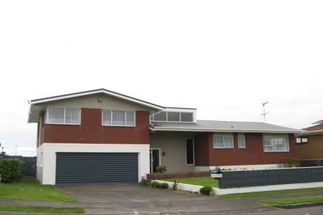 Photo of property in 8 Carver Place, Lynmouth, New Plymouth, 4310