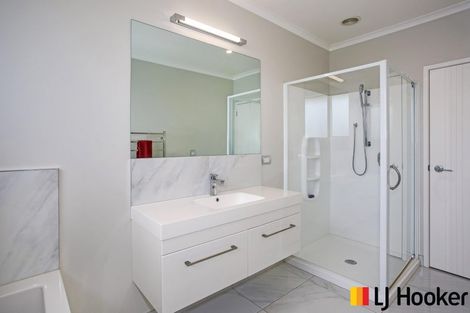 Photo of property in 19 Hillpark Drive, Pokeno, 2402