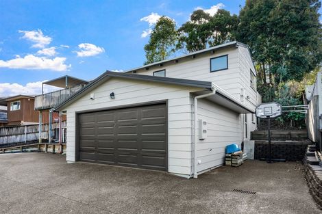 Photo of property in 52a D'oyly Drive, Stanmore Bay, Whangaparaoa, 0932