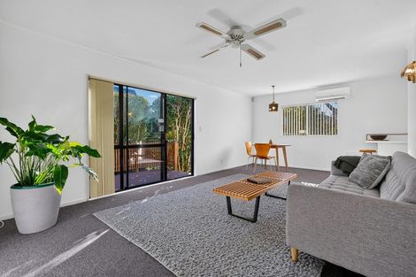 Photo of property in 1/30 Savoy Road, Glen Eden, Auckland, 0602