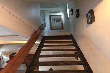 Photo of property in 24 Cottleville Terrace, Thorndon, Wellington, 6011