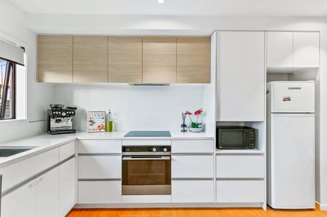 Photo of property in 41 Patrick Rice Drive, Swanson, Auckland, 0614