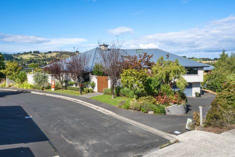 Photo of property in 10 Sunninghurst Drive, Fairfield, Dunedin, 9018