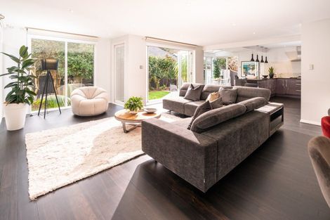 Photo of property in 64 Friend Street, Karori, Wellington, 6012